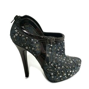 Eva & Zoe Papeete Stud & Lace Heels Size 7.5 Blue‎ Black Spiked